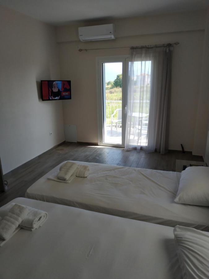 Lighthouse Apartments Chiliadou  Ngoại thất bức ảnh